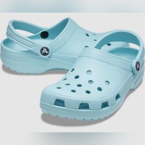 *LAST DAY* NWT Crocs Classic Clog